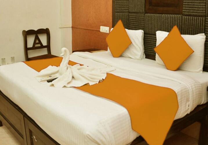 Deyor Gold Star - Baga Road, Goa 3
